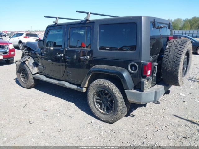 2015 JEEP WRANGLER UNLIMITED 1C4BJWEG0FL651635 Photo 2