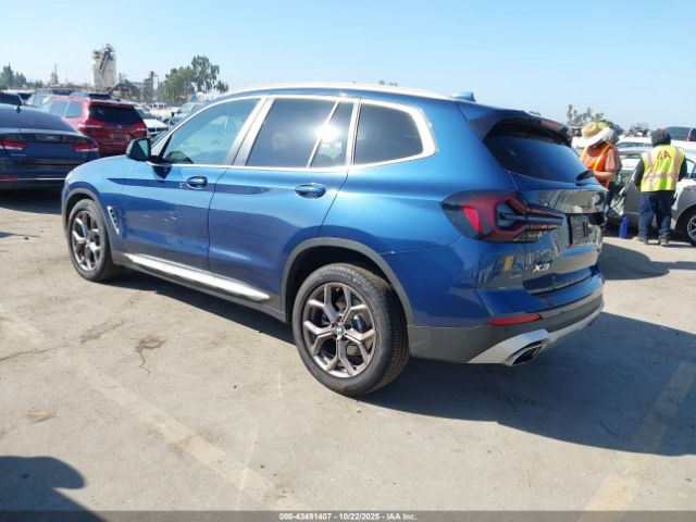2022 BMW X3 5UX43DP05N9L01922 Photo 2