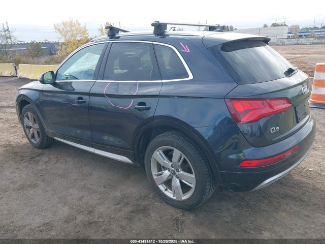 2018 AUDI Q5 WA1BNAFY4J2221257 Photo 2