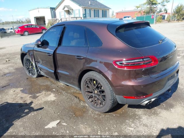 2017 PORSCHE MACAN WP1AB2A50HLB12763 Photo 2