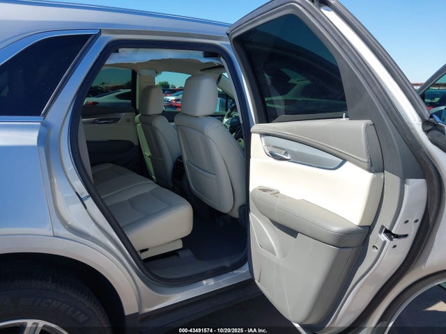 2018 CADILLAC XT5 1GYKNCRS5JZ243004 Photo 7