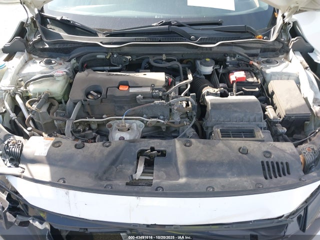 2HGFC2F69KH568918 Honda Civic Lx