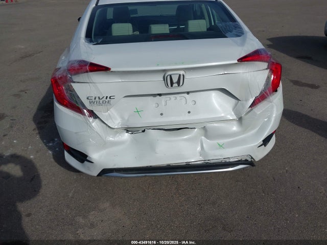 2HGFC2F69KH568918 Honda Civic Lx