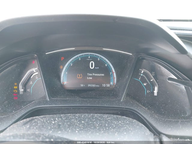 2HGFC2F69KH568918 Honda Civic Lx