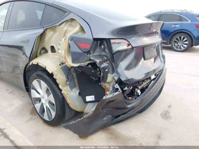 2022 TESLA MODEL Y 7SAYGDEE1NF450326 Photo 5