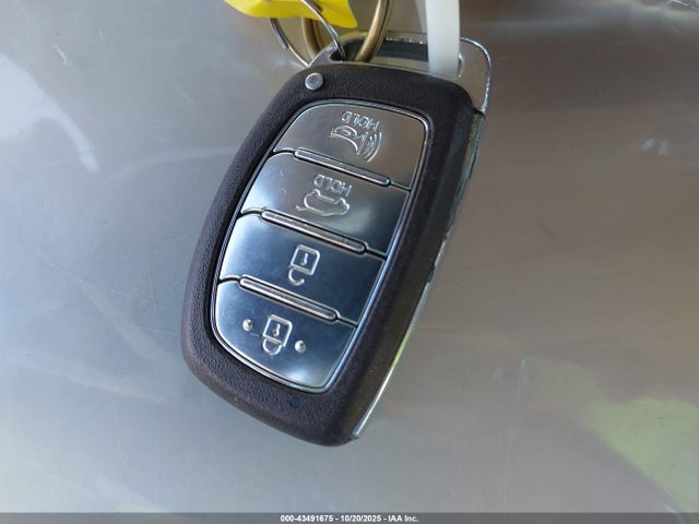 2018 HYUNDAI TUCSON KM8J3CA28JU755304 Photo 10