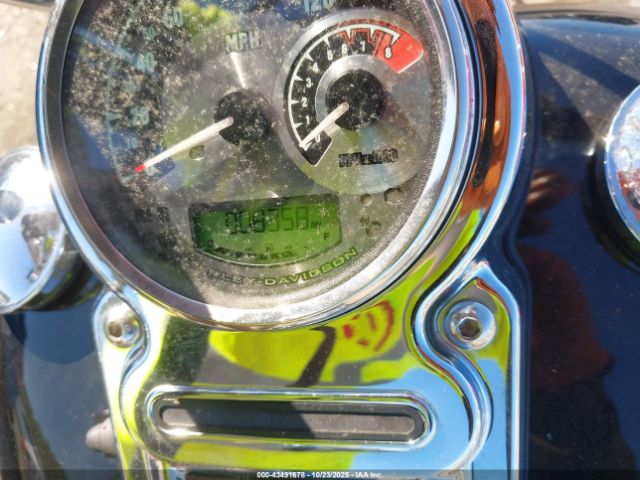 2011 HARLEY-DAVIDSON FXDF 1HD1GY410BC301188 Photo 6