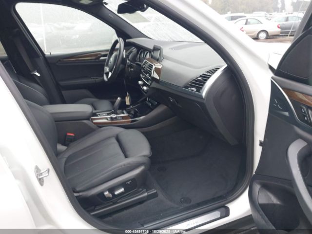 2019 BMW X3 5UXTR7C51KLF35120 Photo 4
