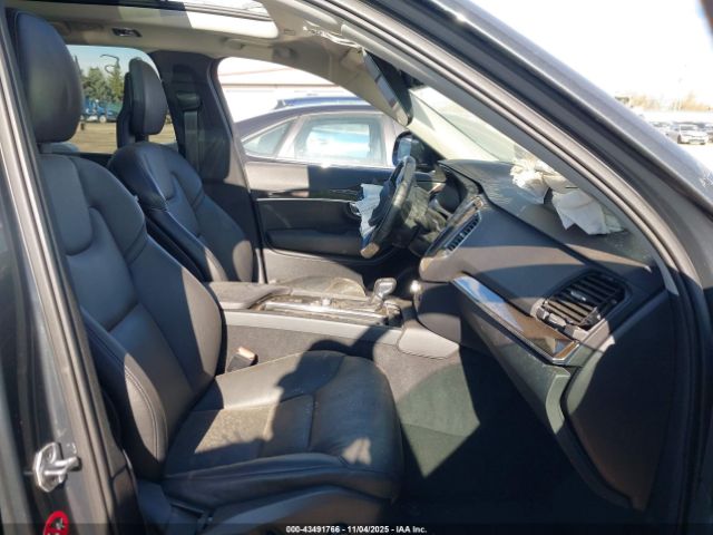 2016 VOLVO XC90 YV4A22PK3G1037420 Photo 4