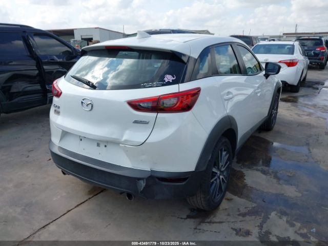 2018 MAZDA CX-3 JM1DKDC73J1324454 Photo 3