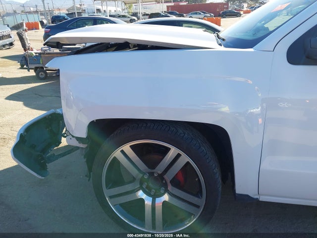 Chevrolet Silverado 1500 Custom 2018 3GCPCPECXJG576631 Image 15