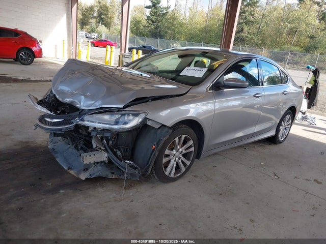 1C3CCCAB1FN633029 Chrysler 200