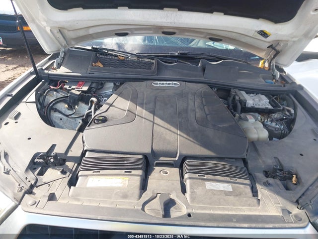 2019 AUDI Q7 WA1LHAF7XKD018026 Photo 9