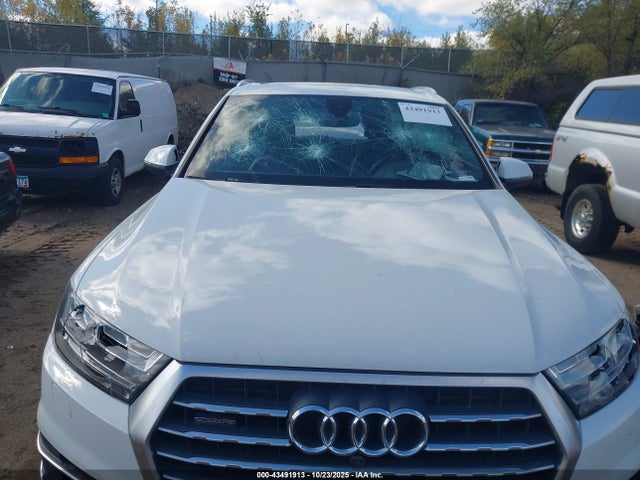 2019 AUDI Q7 WA1LHAF7XKD018026 Photo 5