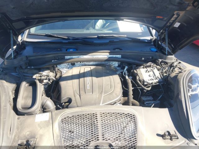 2019 PORSCHE MACAN WP1AA2A54KLB00934 Photo 9