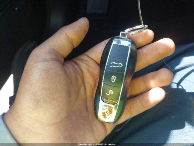 2019 PORSCHE MACAN WP1AA2A54KLB00934 Photo 10