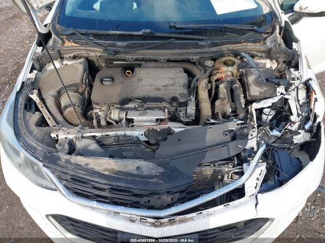 1G1BC5SM1J7110974 Chevrolet Cruze Ls Auto