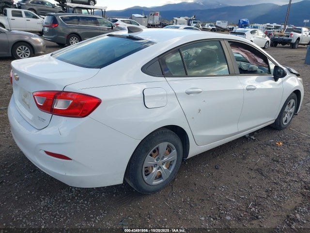 1G1BC5SM1J7110974 Chevrolet Cruze Ls Auto