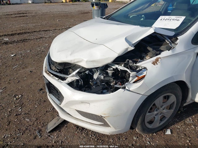 1G1BC5SM1J7110974 Chevrolet Cruze Ls Auto