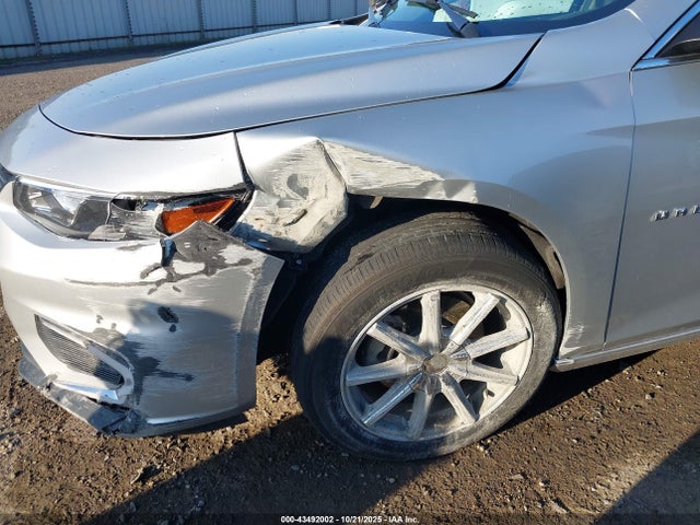 Chevrolet MALIBU LT 2018 1G1ZD5ST5JF109674 Image 17