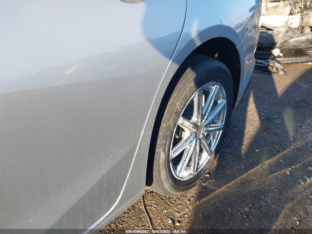 Chevrolet MALIBU LT 2018 1G1ZD5ST5JF109674 Image 18