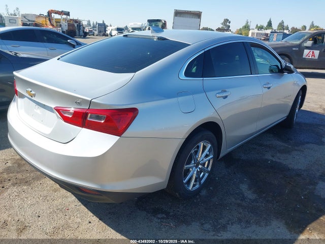 Chevrolet MALIBU LT 2018 1G1ZD5ST5JF109674 Image 4