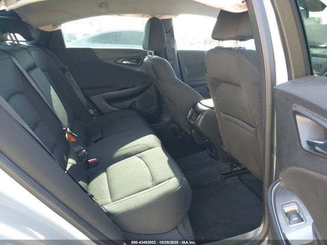Chevrolet MALIBU LT 2018 1G1ZD5ST5JF109674 Image 8