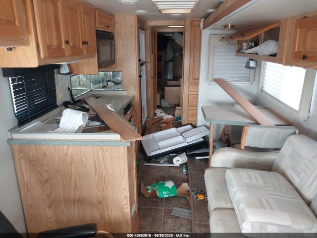 2002 Roadmaster Rail Dyanaster მანქანა იყიდება აუქციონზე, vin: 1RF12051222016667, აუქციონის ნომერი: 43492016