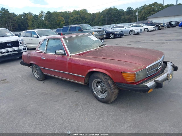 1977 Mercedes C250 მანქანა იყიდება აუქციონზე, vin: 10704412039474, აუქციონის ნომერი: 43492023