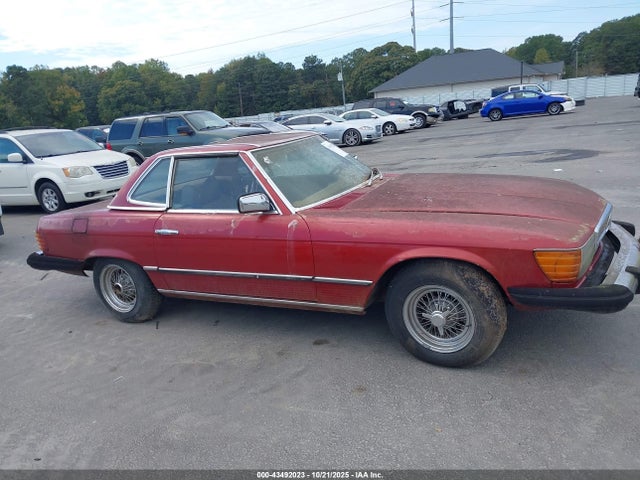 1977 Mercedes C250 მანქანა იყიდება აუქციონზე, vin: 10704412039474, აუქციონის ნომერი: 43492023