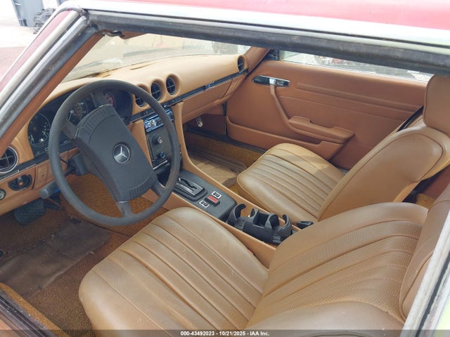 1977 Mercedes C250 მანქანა იყიდება აუქციონზე, vin: 10704412039474, აუქციონის ნომერი: 43492023