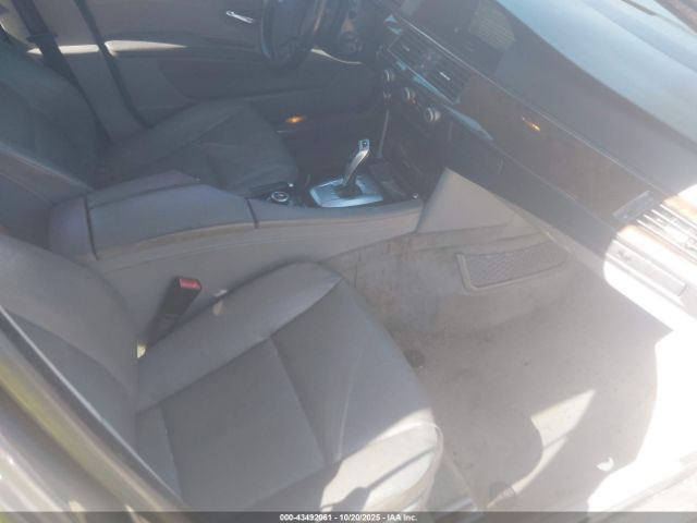 2010 BMW 528I WBANU5C54AC365387 Photo 4