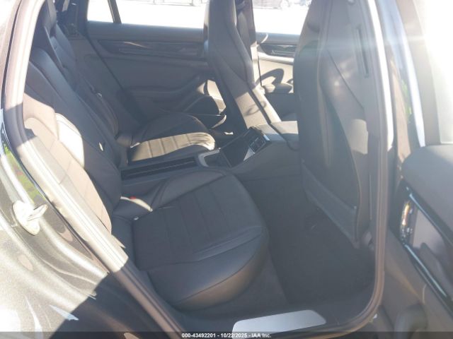 2025 PORSCHE PANAMERA WP0AA2YA4SL000126 Photo 7