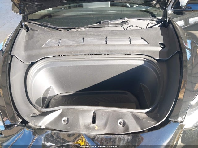 2024 TESLA MODEL Y 7SAYGAEE7RF185481 Photo 9