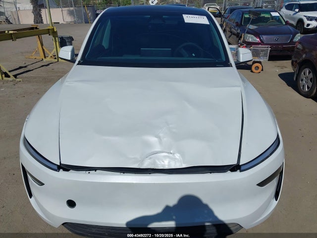 Tesla Model Y 2026 7SAYGDED2TF389511 Image 12