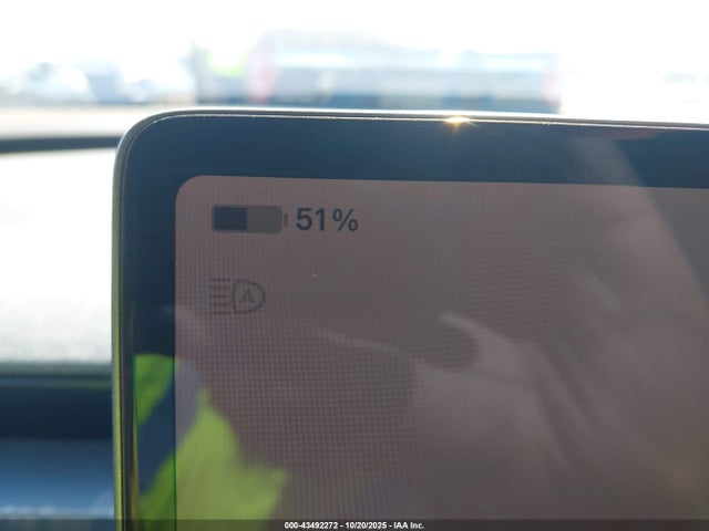 Tesla Model Y 2026 7SAYGDED2TF389511 Image 17