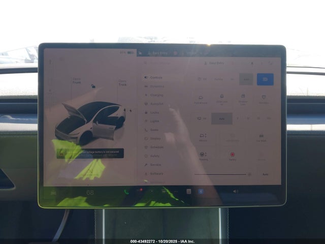 Tesla Model Y 2026 7SAYGDED2TF389511 Image 18