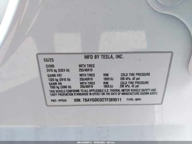 Tesla Model Y 2026 7SAYGDED2TF389511 Image 9