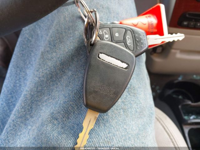 2006 CHRYSLER TOWN & COUNTRY 2A4GP64L86R858732 Photo 10