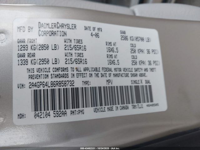 2006 CHRYSLER TOWN & COUNTRY 2A4GP64L86R858732 Photo 8