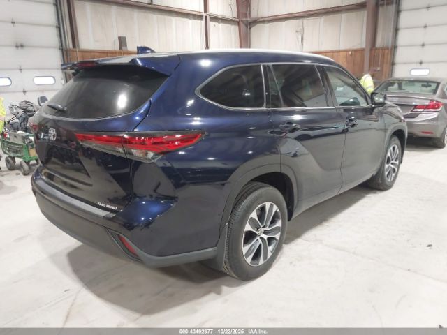 2022 TOYOTA HIGHLANDER 5TDGZRBHXNS185609 Photo 3