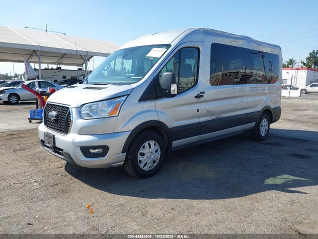 1FBAX2C89NKA19708 Ford Transit-350 Passenger Van Xlt
