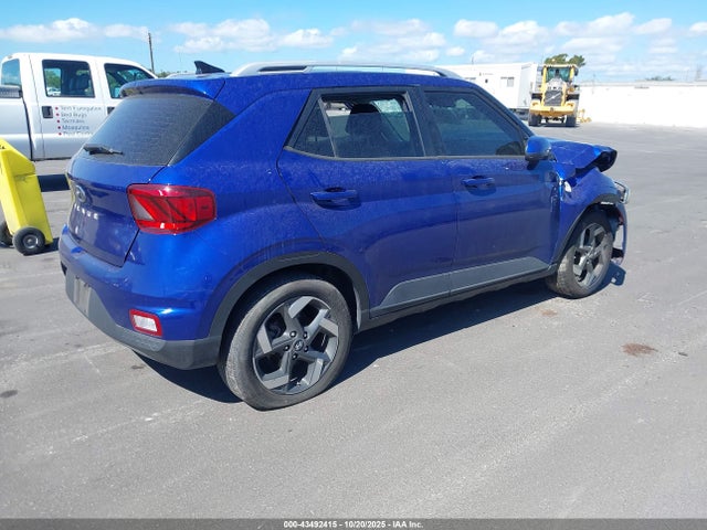 2021 HYUNDAI VENUE KMHRC8A38MU103120 Photo 3