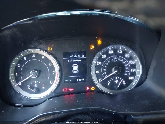 2021 HYUNDAI VENUE KMHRC8A38MU103120 Photo 6