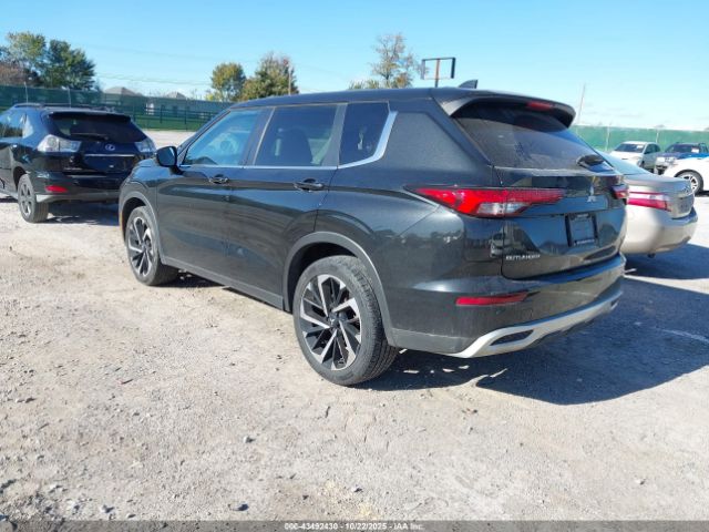 2022 MITSUBISHI OUTLANDER JA4J3UA84NZ024242 Photo 2