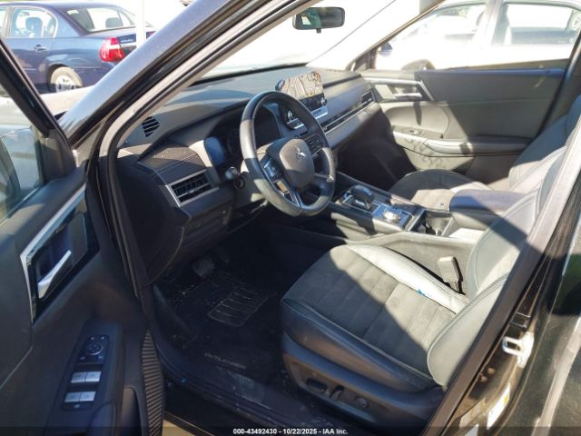 2022 MITSUBISHI OUTLANDER JA4J3UA84NZ024242 Photo 4