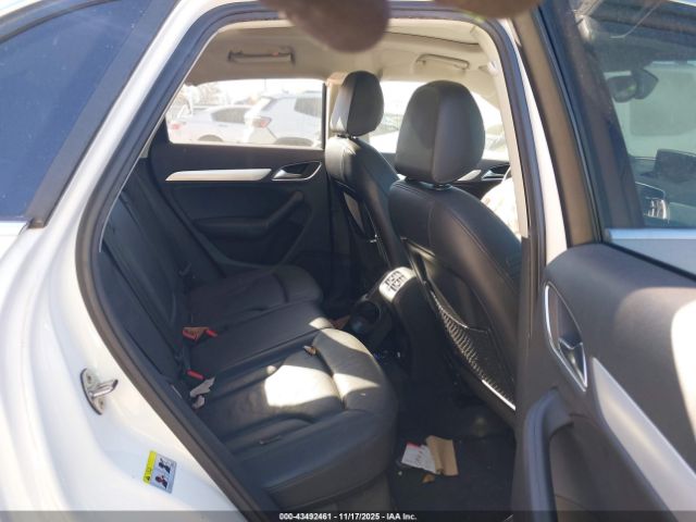 2015 AUDI Q3 WA1BFCFS1FR011170 Photo 7