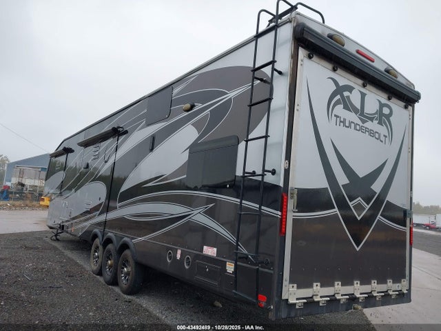 Продаж на аукціоні авто 2012 Forest River Slr Thunderbolt 40x12 5th Whl Toy Hauler Travel Trailer, vin: 4X4FXLS35C5155448, номер лоту: 43492489