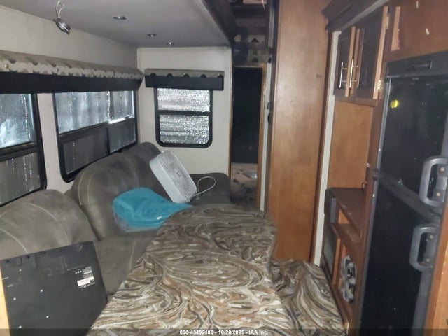 Продаж на аукціоні авто 2012 Forest River Slr Thunderbolt 40x12 5th Whl Toy Hauler Travel Trailer, vin: 4X4FXLS35C5155448, номер лоту: 43492489