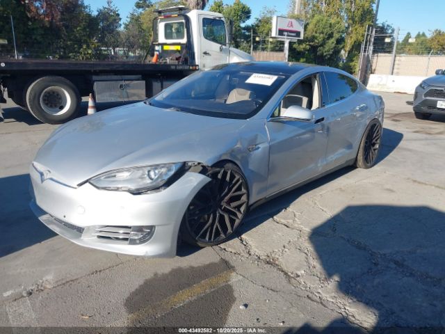 2014 TESLA MODEL S 5YJSA1H17EFP41117 Photo 1
